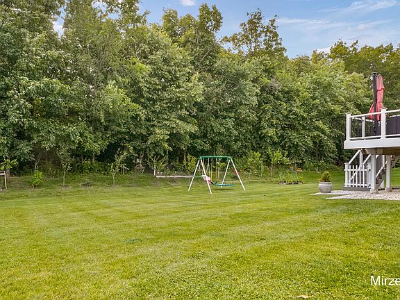 5th image of 8748 Prairie Stone Dr
