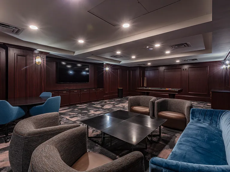 The Harlow — Photo 12