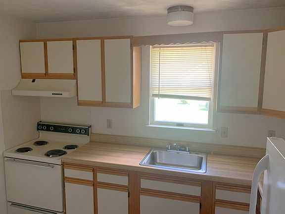 4th image of 114 Rivercourt Rd #17509002
