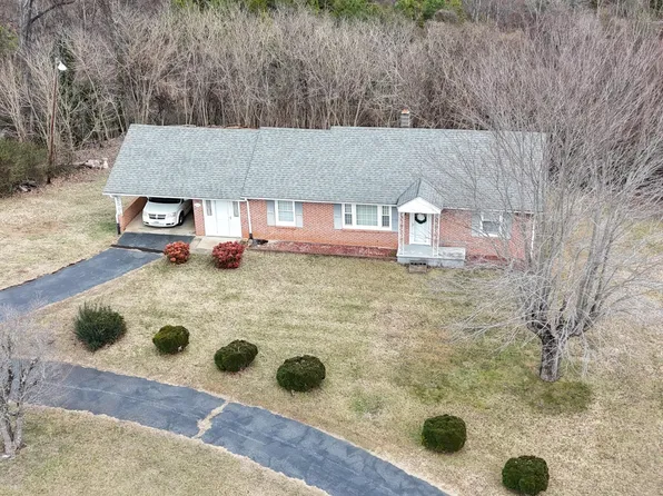 3316 Bassett Heights Road Ext, Bassett, VA 24055