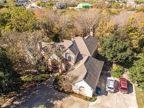 3rd image of 431 Forest Oaks Dr