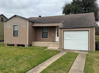 1849 19th St, Port Arthur, TX 77640