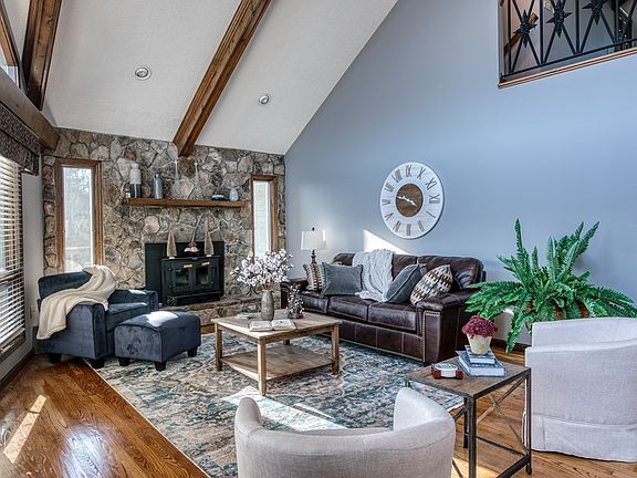 5th image of 23631 Barefoot Ln