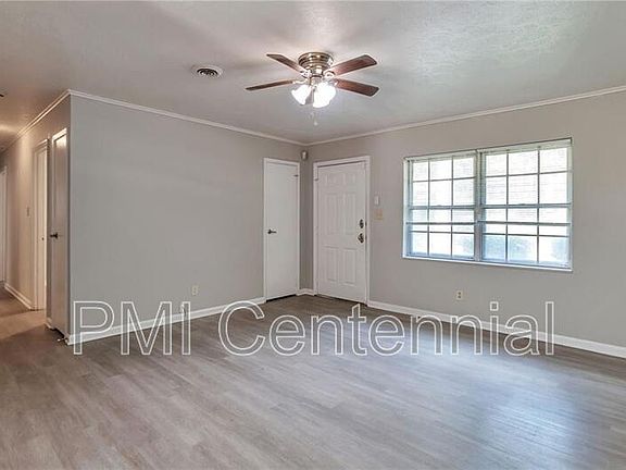 4th image of 484 Evergreen Dr