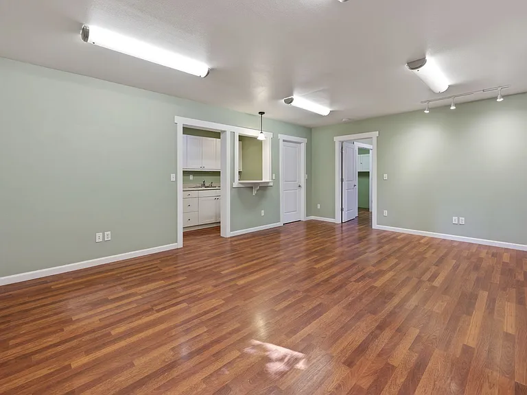 2440 Boulevard Heights Loop SE — Photo 57