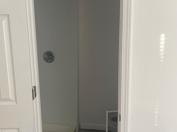 4th image of 433 S Warman Ave #1