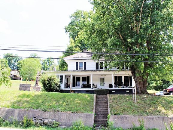 2nd image of 117 Melody Dr