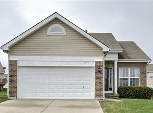 9824 N Crescent Ct, Kansas City, MO 64157