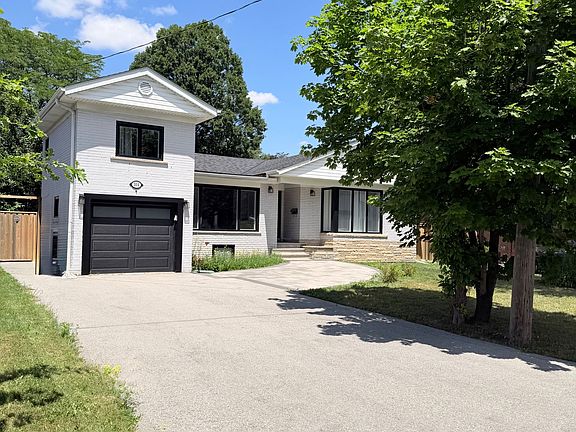 2nd image of 104 Great Oak Dr