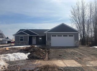4933 Water Mint Way, Green Bay, WI 54313