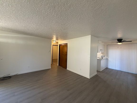 4th image of 4420 SE 52nd Ave #4420