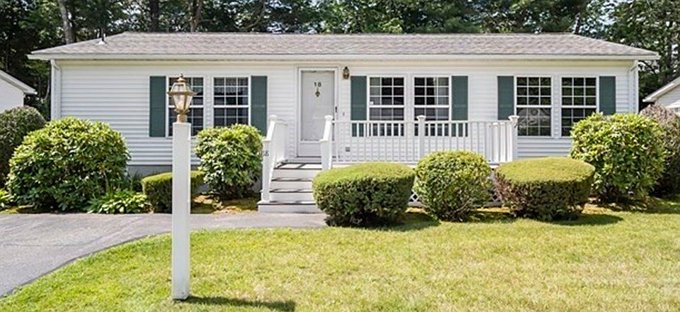 1st image of 18 Trailwood Dr