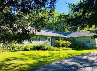 22 Pinewood Ln, Blue Hill, ME 04614