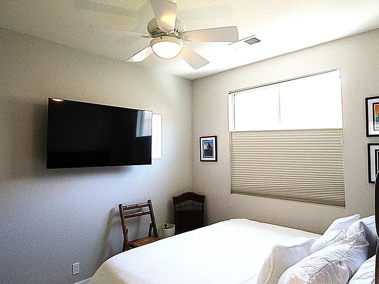 67361 N Laguna Dr — Photo 51