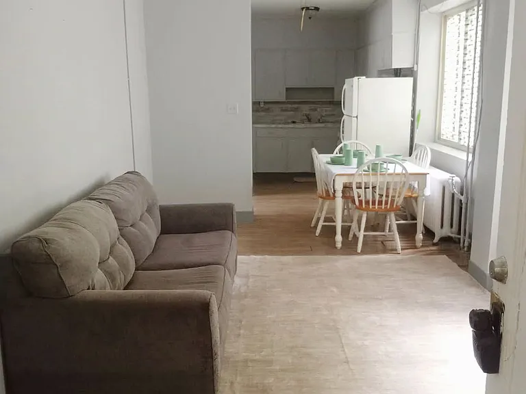 610 Henry St #2E — Photo 2