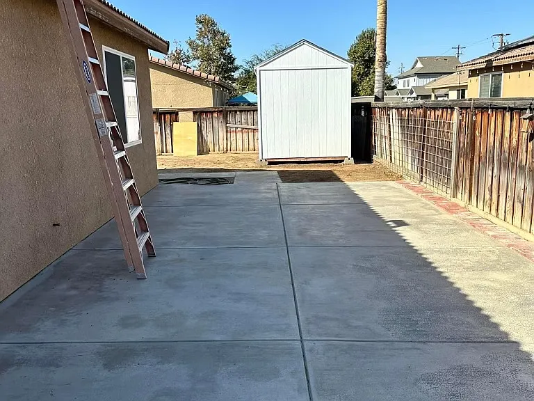 326 Salvador Ave — Photo 8