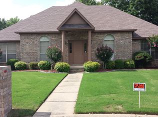 675 Whispering Wind Cir, Conway, AR 72034