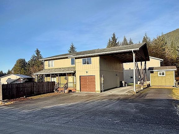 5th image of 413 Arrowhead St