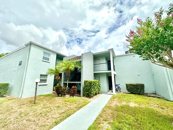 2830 Somerset Park Dr APT 201, Tampa, FL 33613