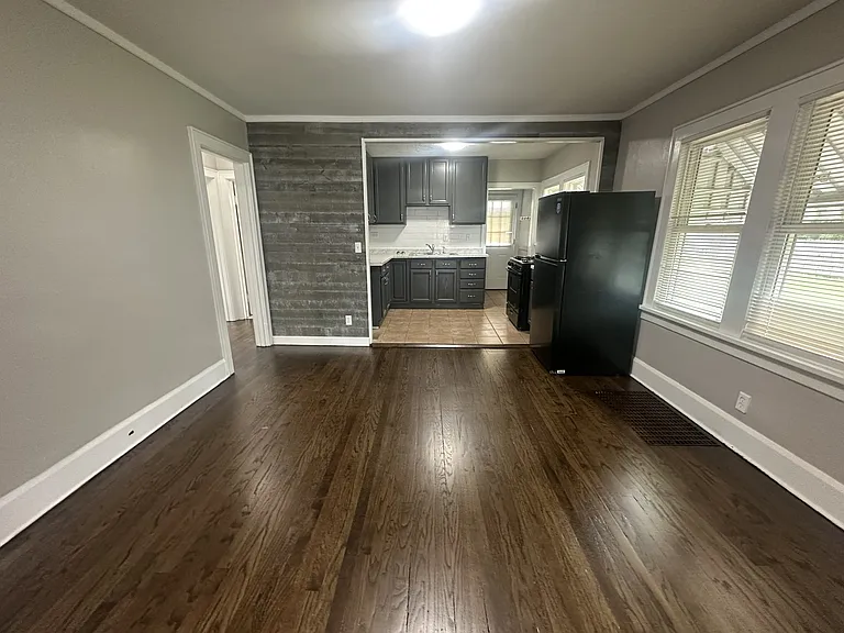 2906 Arcadia Ter — Photo 3