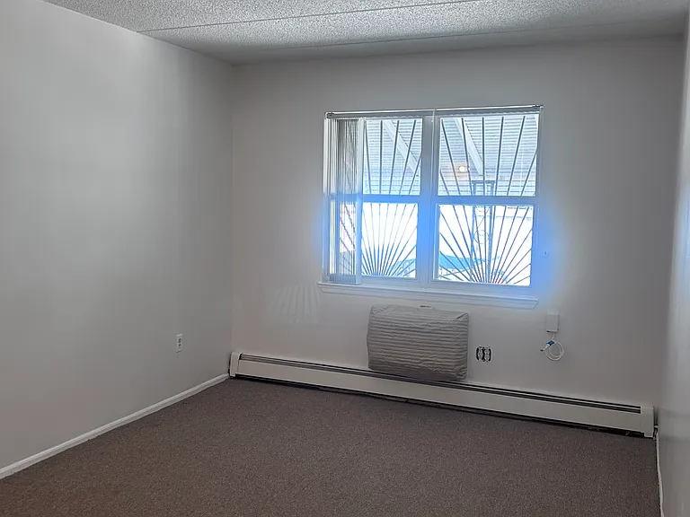 57 Menahan St #1 — Photo 4