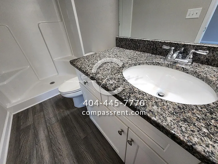 206 Lyndon Way NW — Photo 17