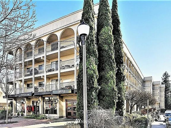 3rd image of 10129 Main St APT 408