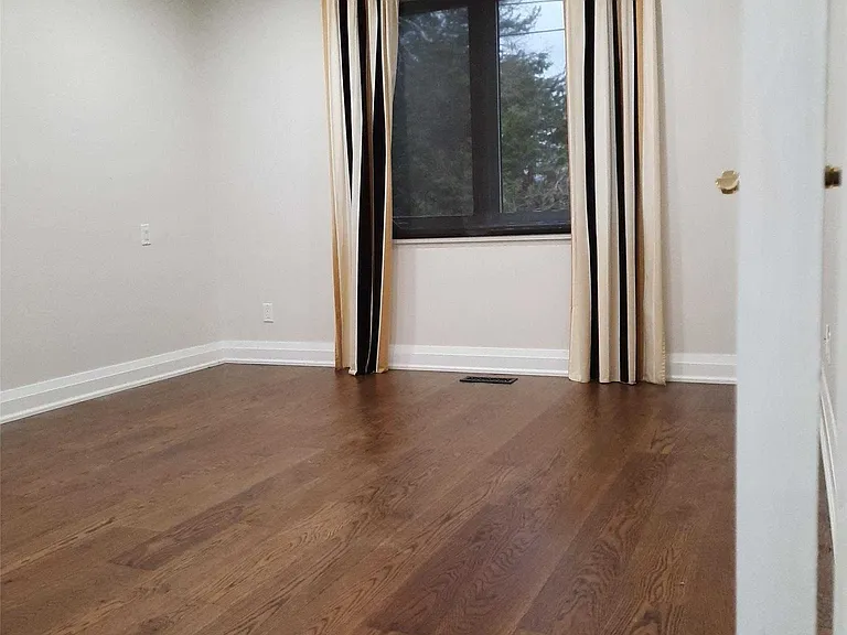 7 Southdale Dr #MAIN — Photo 9