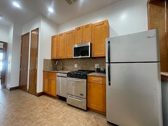 2nd image of 97 15th St #4S