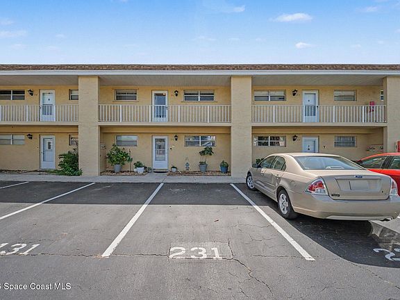 2nd image of 2135 N Courtenay Pkwy #231D
