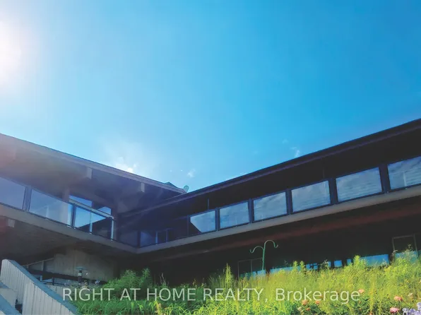 8318 Maynard Rd, Clarington, ON L0B 1M0