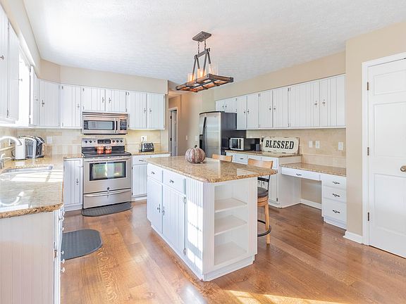 4th image of 7780 Lanetta Ln
