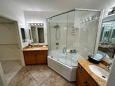 3 bed, 1407 sqft, $4,088 — Photo 4