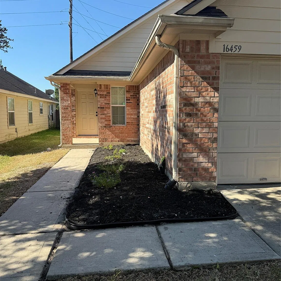 3 bed, 2.0 bath, 1161 sqft, $1,750 — Photo 3