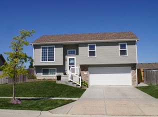 1621 NW 45th St, Lincoln, NE 68528