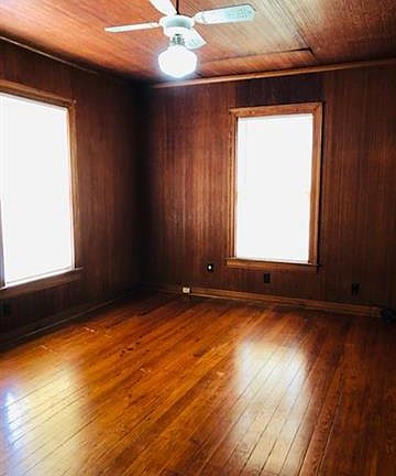 5th image of 1315 1/2 8th Ave