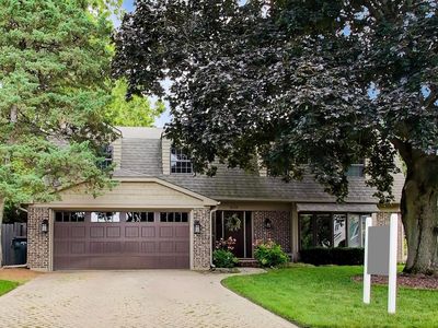 808 Dawes St, Libertyville, IL, 60048