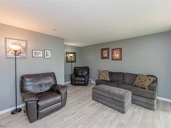 5th image of 12324 Woodward Blvd