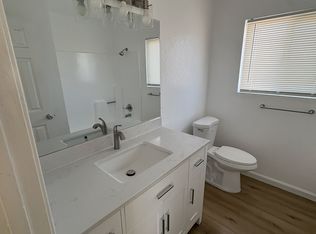 28154 Via Princesa APT 4, Murrieta, CA 92563