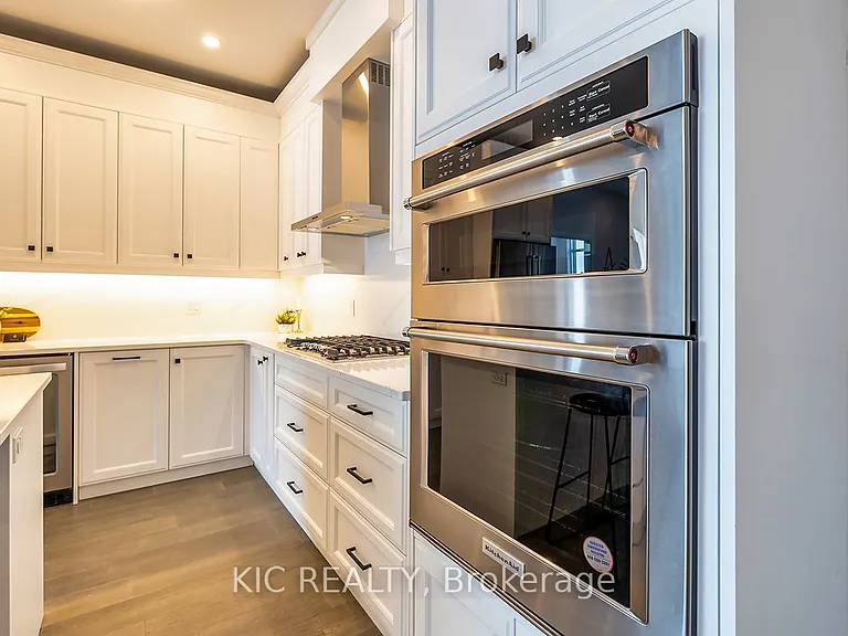 99 Louisa St #307 — Photo 11