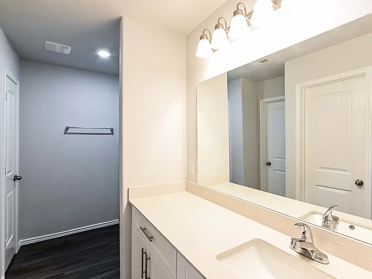 18546 Boomi Ravine Trl — Photo 29