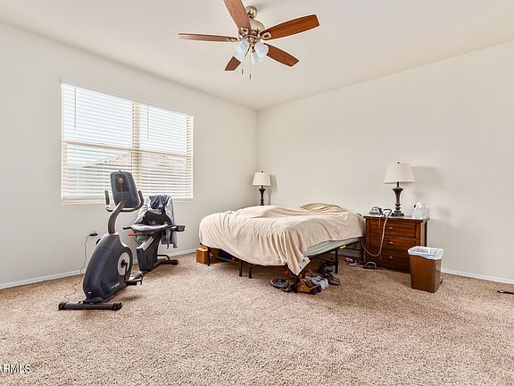 4th image of 30742 W CLARENDON Avenue
