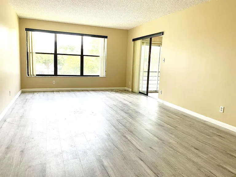 2312 S Cypress Bend Dr #209 — Photo 13