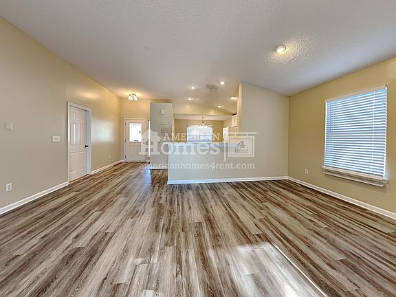 4th image of 8099 Shadwell Ct