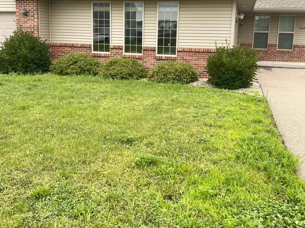 9432 Romeldale Ln, Roscoe, IL 61073