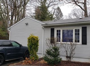 182 Center St, Pearl River, NY 10965