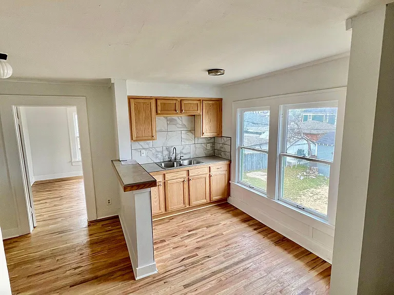 1450 W Myrtle St #2 — Photo 8