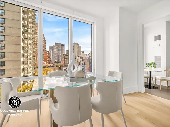 255 East 74th Street image 2 of 9