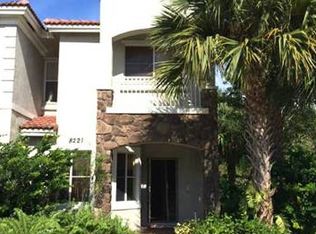 8221 SW 25th Ct, Miramar, FL 33025