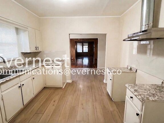 3rd image of 504 Francis Pl SW